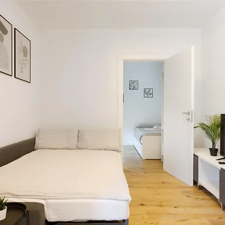 Modern Apartment, In The Center Near Apartament