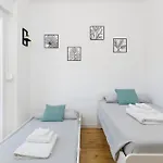 Modern Apartment, In The Center Near Lejlighed *