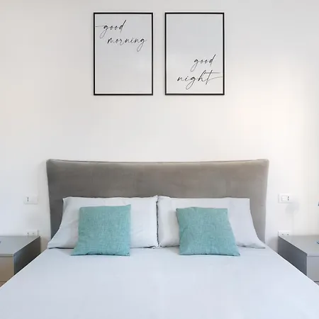 Modern Apartment, In The Center Near *